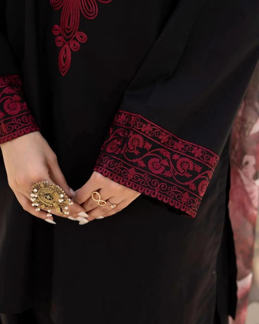 Zaroon Farshi Emb 3pc - Image 7